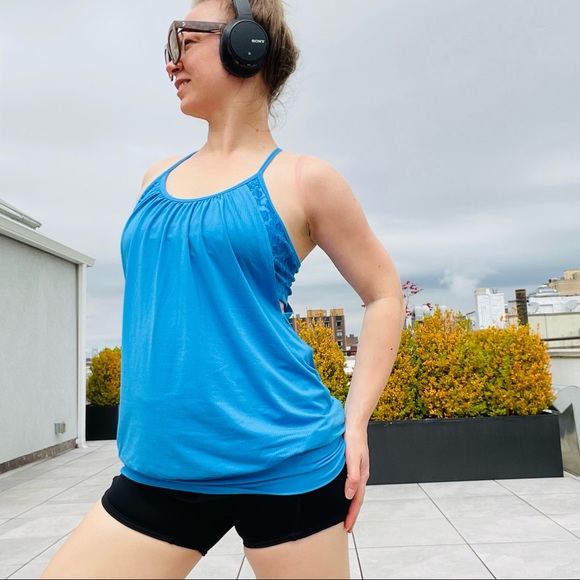 lululemon Turquoise No Limits BuiltIn Bra Tank Top Porcelaine Beachy Paisley - Picture 8 of 16